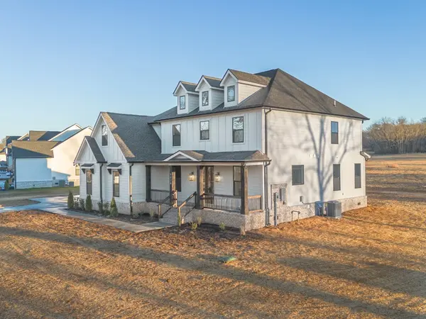 1024 Peyton Place, Columbia, TN 38401