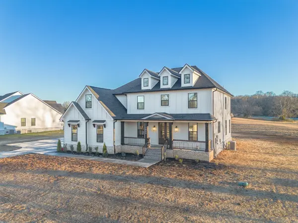 1024 Peyton Place, Columbia, TN 38401