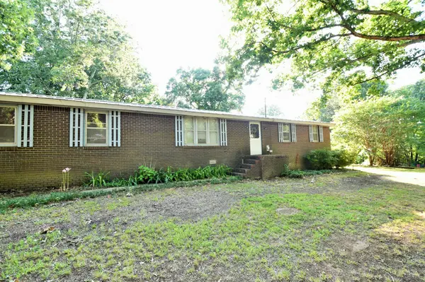 19401 Highway 20, Waterloo, AL 35677