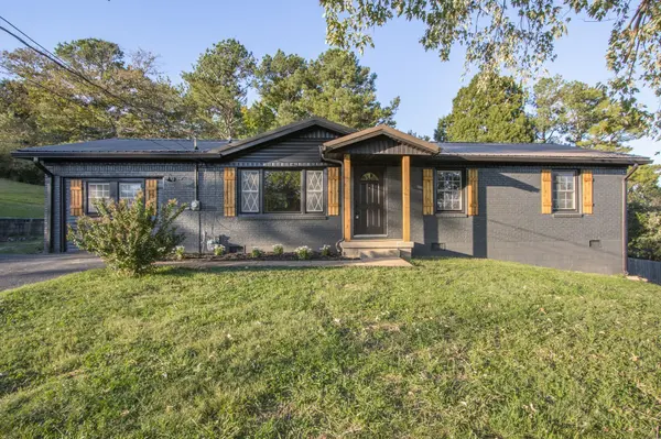 216 Gardendale Dr, Columbia, TN 38401