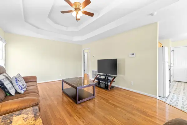 365 Donna Dr, Clarksville, TN 37042