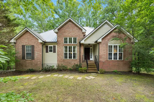 1059 Wildlife Trl, Kingston Springs, TN 37082