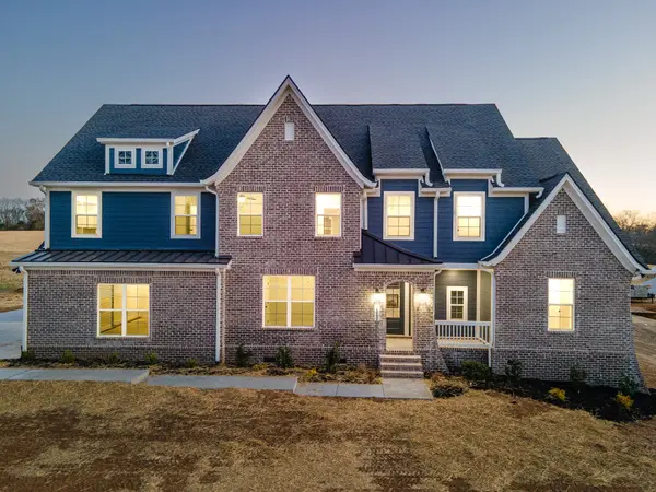 1042 Peyton Place, Columbia, TN 38401