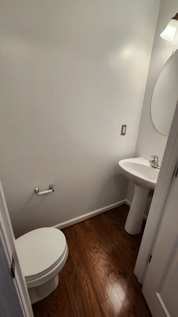 7277 Charlotte Pike #302, Nashville, TN 37209