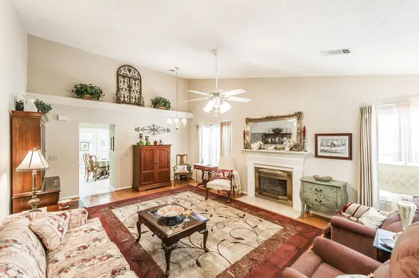 728 Jaywood Dr, Old Hickory, TN 37138