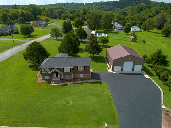 283 Red Oak Trl, Spring Hill, TN 37174