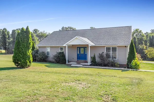 746 Stratton Rd, Huntland, TN 37345
