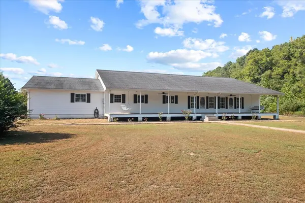 4034 Arnold Hollow Rd, Waynesboro, TN 38485