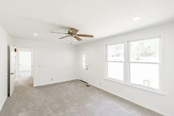 301 Southburn Dr, Hendersonville, TN 37075