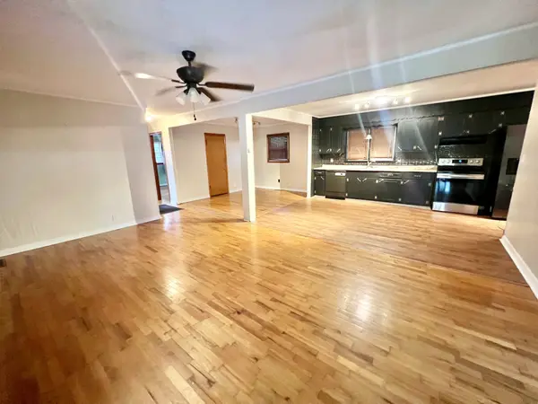 122 E Dixon St, Collinwood, TN 38450