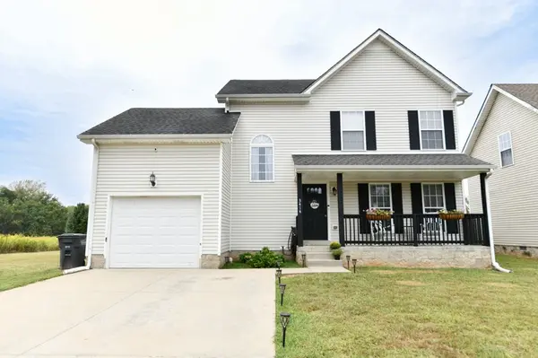 3414 Foxrun Ln, Clarksville, TN 37042