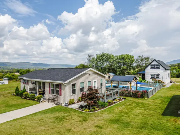 89 L Swafford Rd, Pikeville, TN 37367