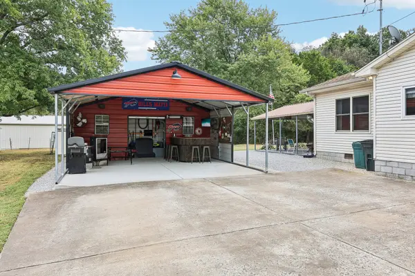 118 New Deal Potts Rd, Cottontown, TN 37048