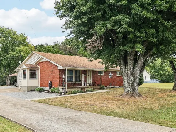 118 New Deal Potts Rd, Cottontown, TN 37048