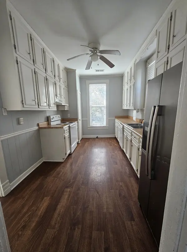 404 Elm St, Clifton, TN 38425