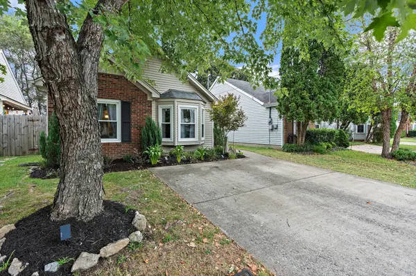 2334 Benay Rd, Nashville, TN 37214