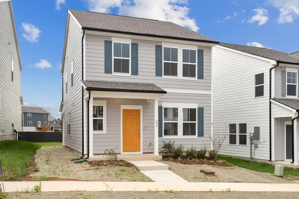 208 Oasis Dr, La Vergne, TN 37086