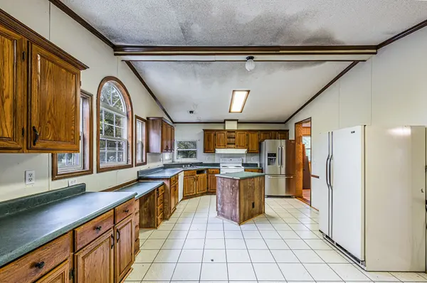 1632 Pleasant Grove Rd, Westmoreland, TN 37186