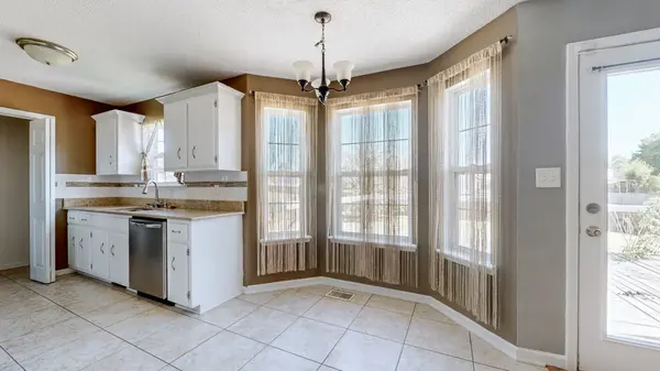 3746 Cave Mill Ct, Clarksville, TN 37042