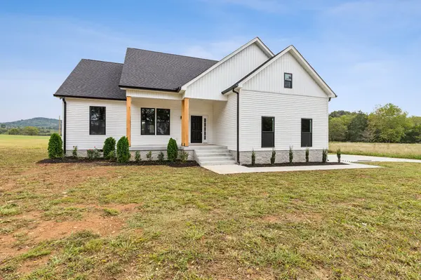 9 Eastes Ln, Watertown, TN 37184