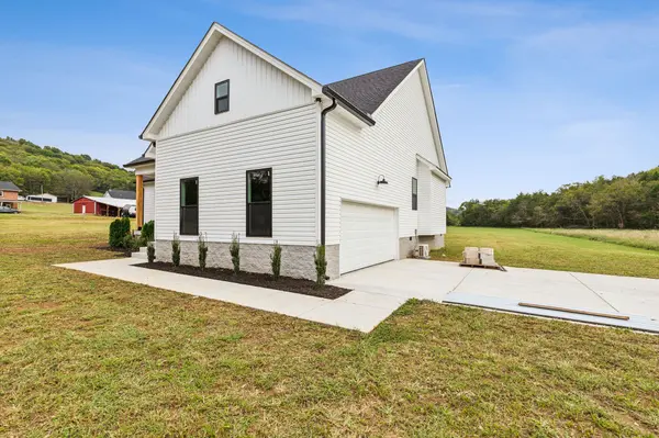 9 Eastes Ln, Watertown, TN 37184