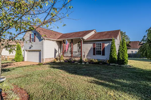 106 Pembroke Ct, White House, TN 37188