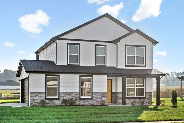 798 Emma Dean Dr, Clarksville, TN 37042