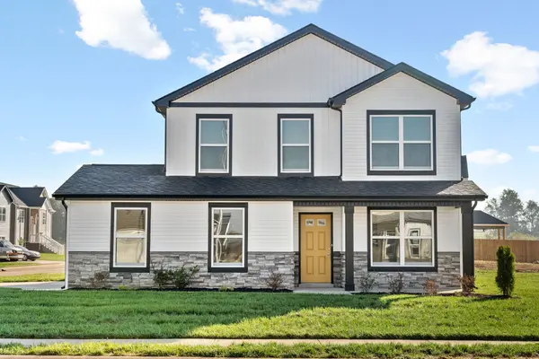 798 Emma Dean Dr, Clarksville, TN 37042