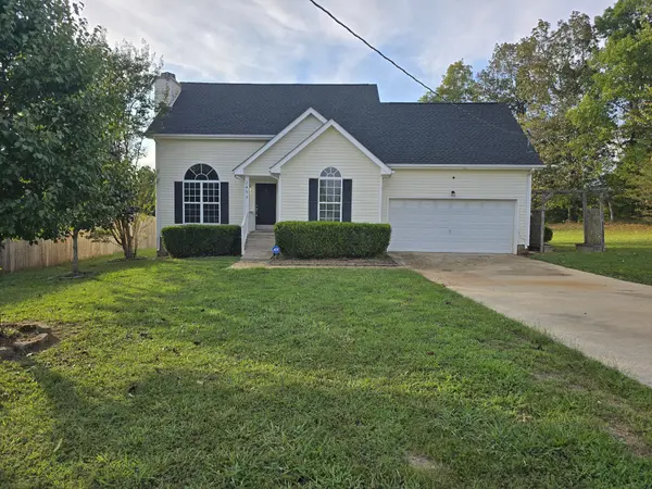 2495 Elkmont Dr, Clarksville, TN 37040