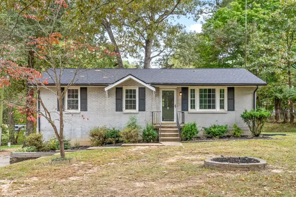 2812 Thrush Dr, Clarksville, TN 37040