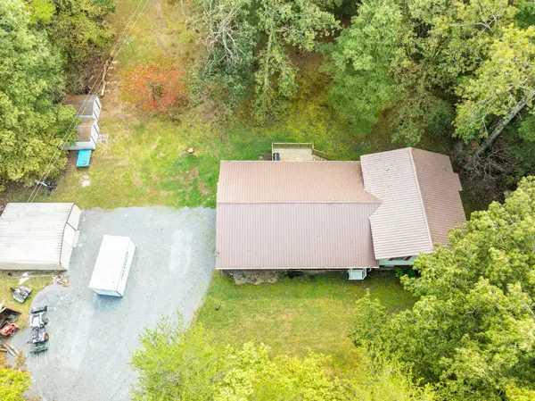 550 Colony Rd, Coalmont, TN 37313