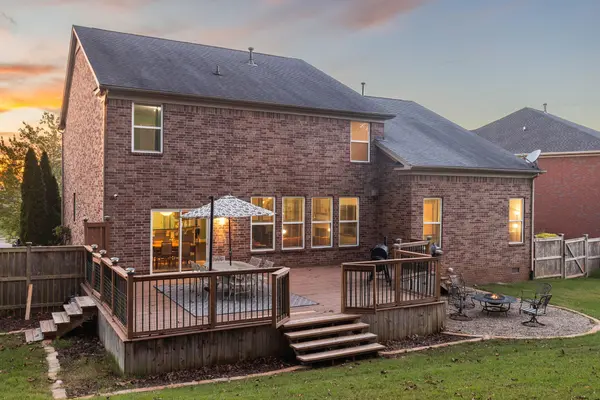 141 Ervin St, Hendersonville, TN 37075