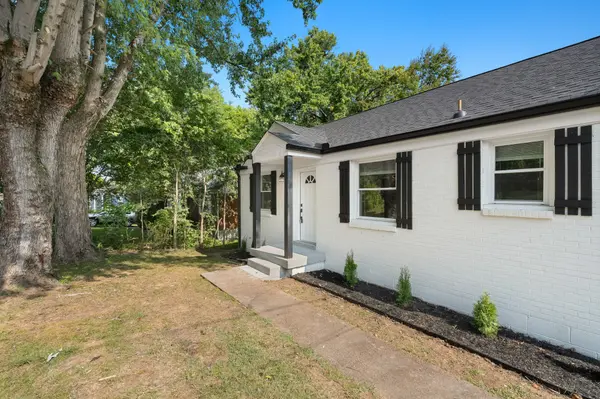 2216 Weona Dr, Nashville, TN 37214
