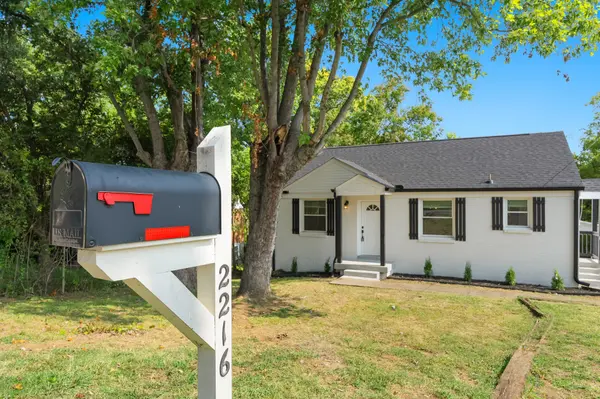 2216 Weona Dr, Nashville, TN 37214