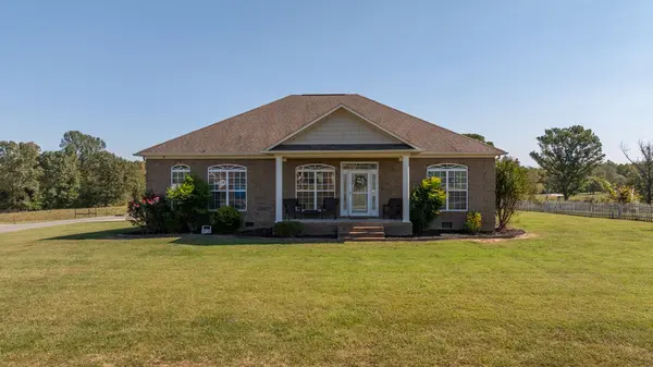 3 Weatherby Dr,  Fayetteville,  TN 37334