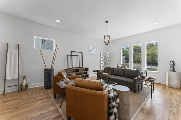 2311B Lloyd Ave, Nashville, TN 37218