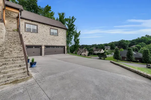 326 Windhaven Bay, Mount Juliet, TN 37122