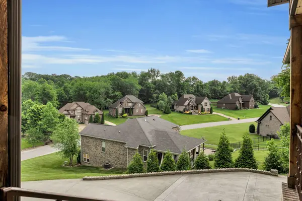 326 Windhaven Bay, Mount Juliet, TN 37122