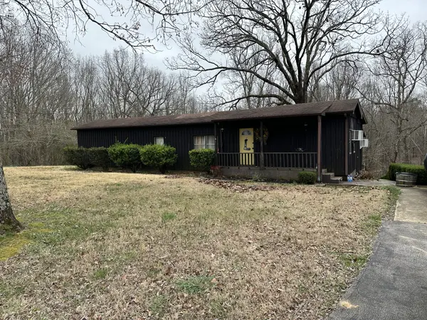 2280 Van Dyke Rd, Paris, TN 38242