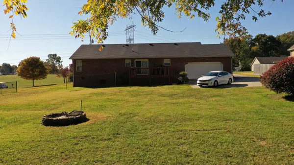 150 Cumberland Oaks Dr, Tullahoma, TN 37388