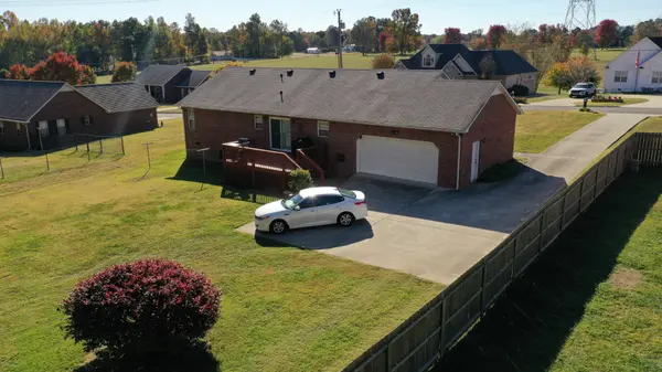 150 Cumberland Oaks Dr, Tullahoma, TN 37388