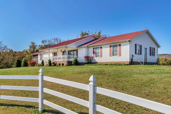 952 Fairview Rd, Mc Minnville, TN 37110