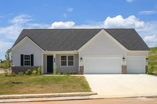 3301 Laurel Brook Dr, Columbia, TN 38401