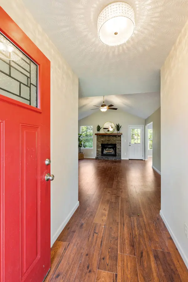7842 Chadwick Dr, Murfreesboro, TN 37129