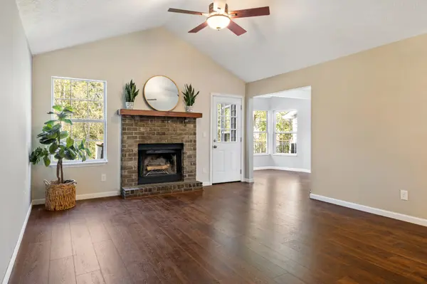7842 Chadwick Dr Murfreesboro, TN 37129