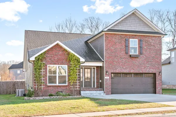 342 Rye Dr, Clarksville, TN 37043