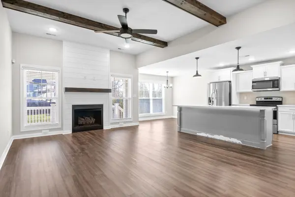 342 Rye Dr, Clarksville, TN 37043