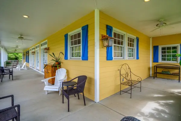 119 Gower Rd, Charlotte, TN 37036