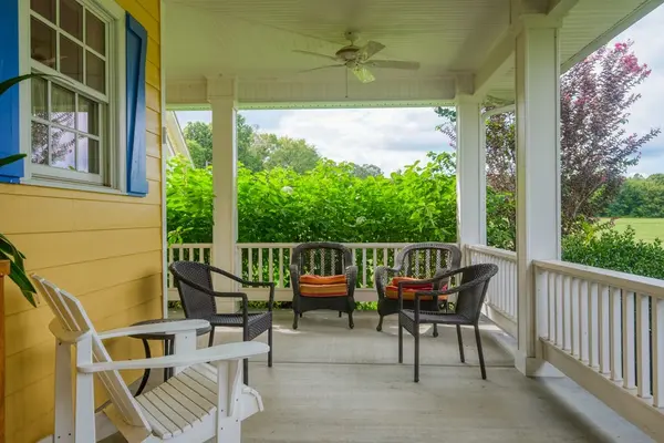 119 Gower Rd, Charlotte, TN 37036