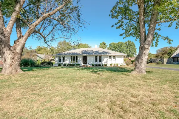 1806 Oxford Dr, Murfreesboro, TN 37129